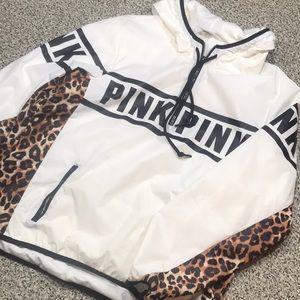 Victoria Secret Leopard M/L Windbreaker